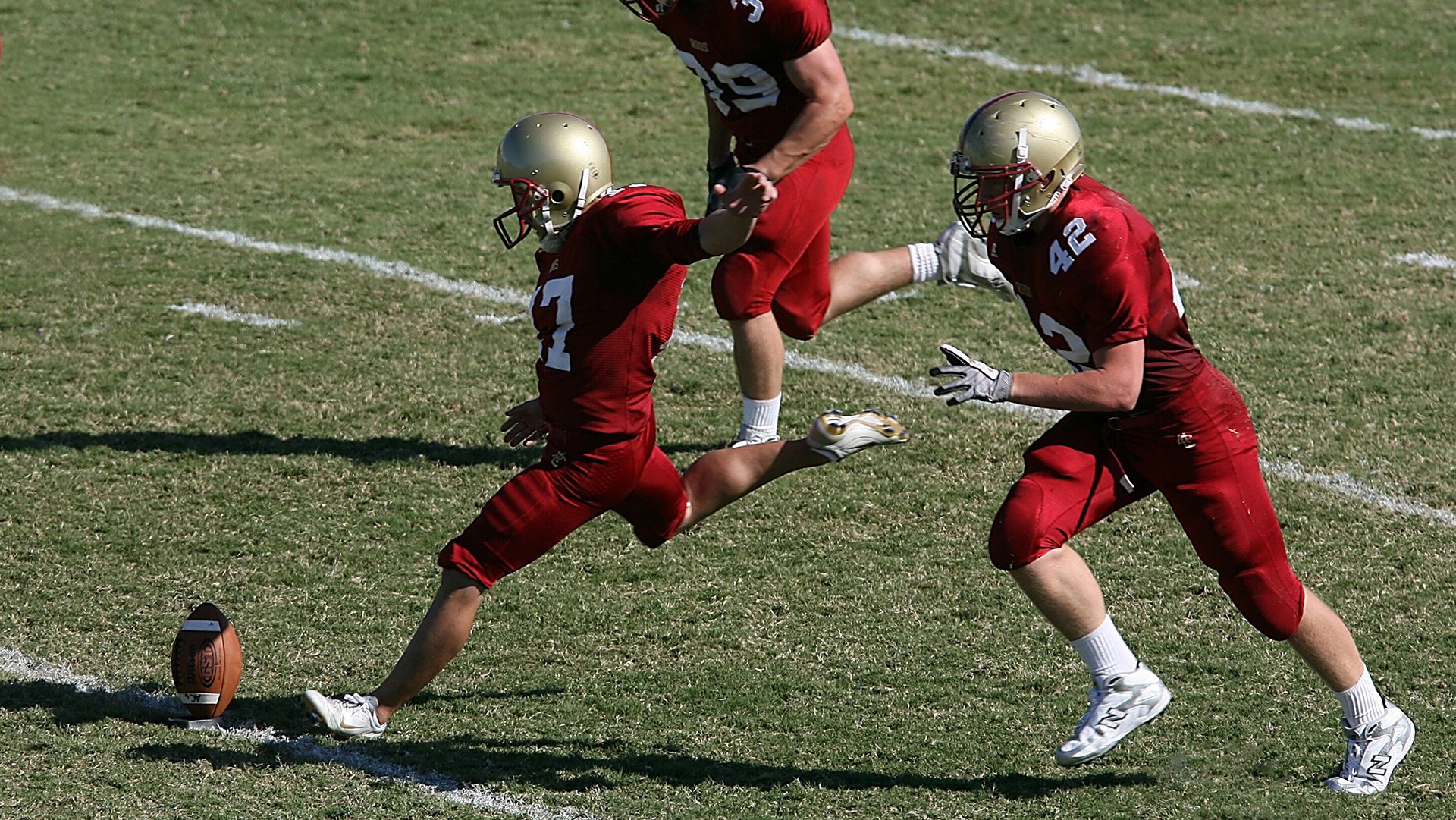 九游官网下载电脑版-德甲极速反击：瞬间突破，带来震撼场面，德甲速度排名